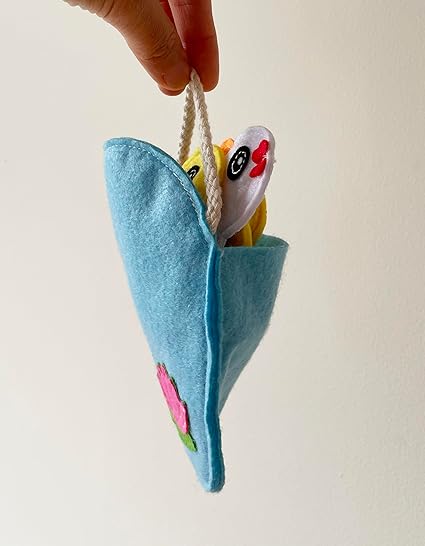 5 Little Ducks Nursery Rhyme Finger Puppet
