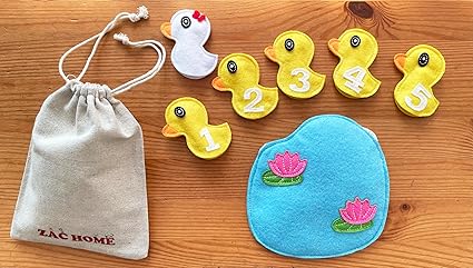 5 Little Ducks Nursery Rhyme Finger Puppet