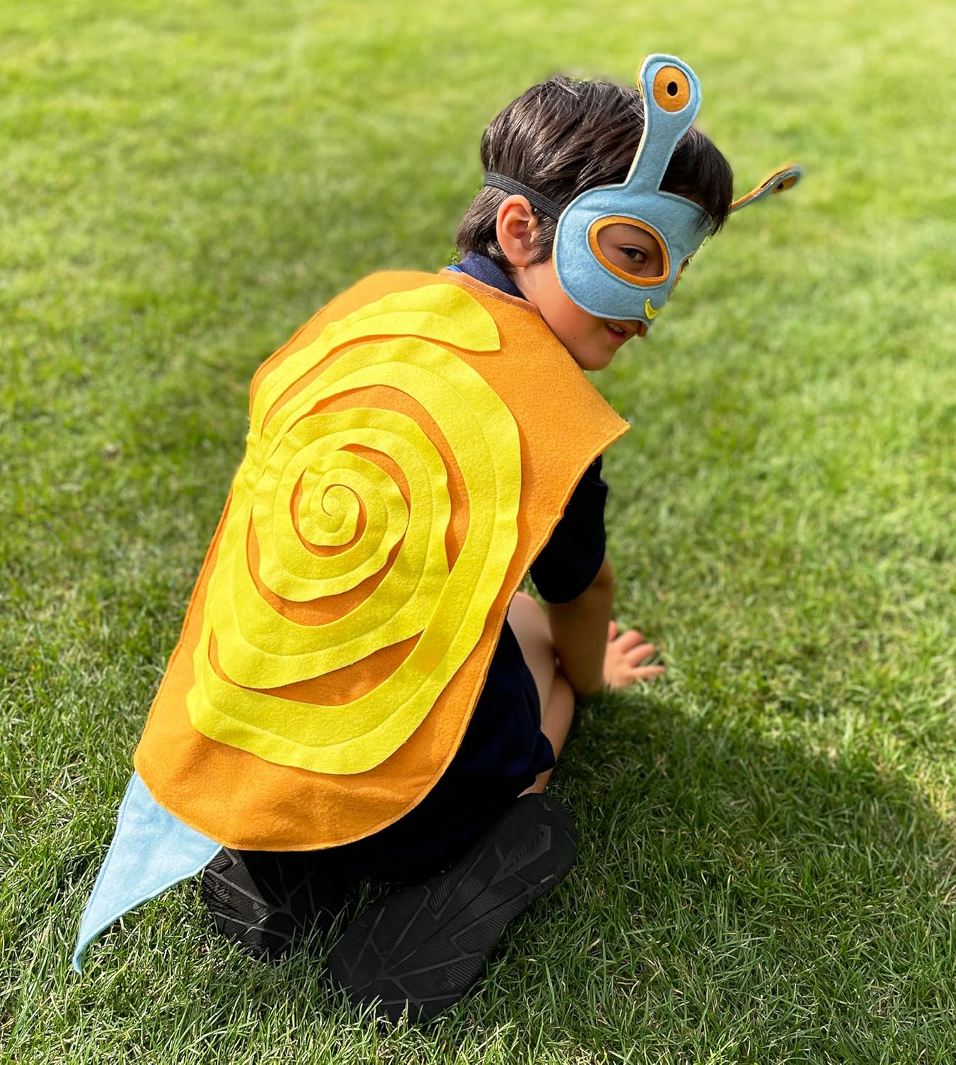 ZAC HOME World Book Day Animal Costume Snail cape with a little whale Finger Puppet Costume for Age 3-8 years old